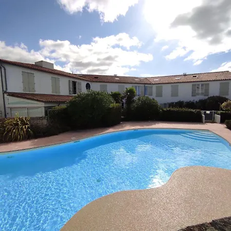 Apartment Avec Terrasse Et Parking 200m Et Commerces